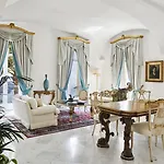 Szálloda Palazzo Avino