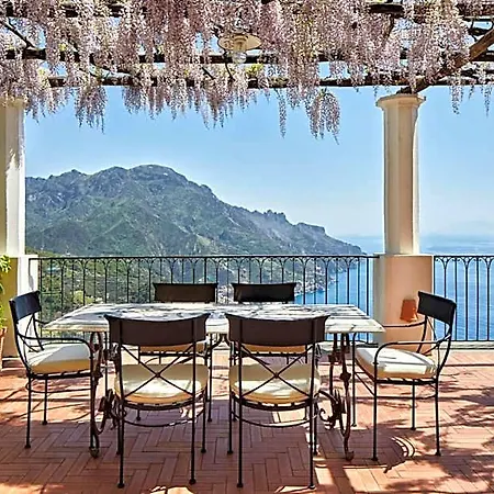 Palazzo Avino Hotel
